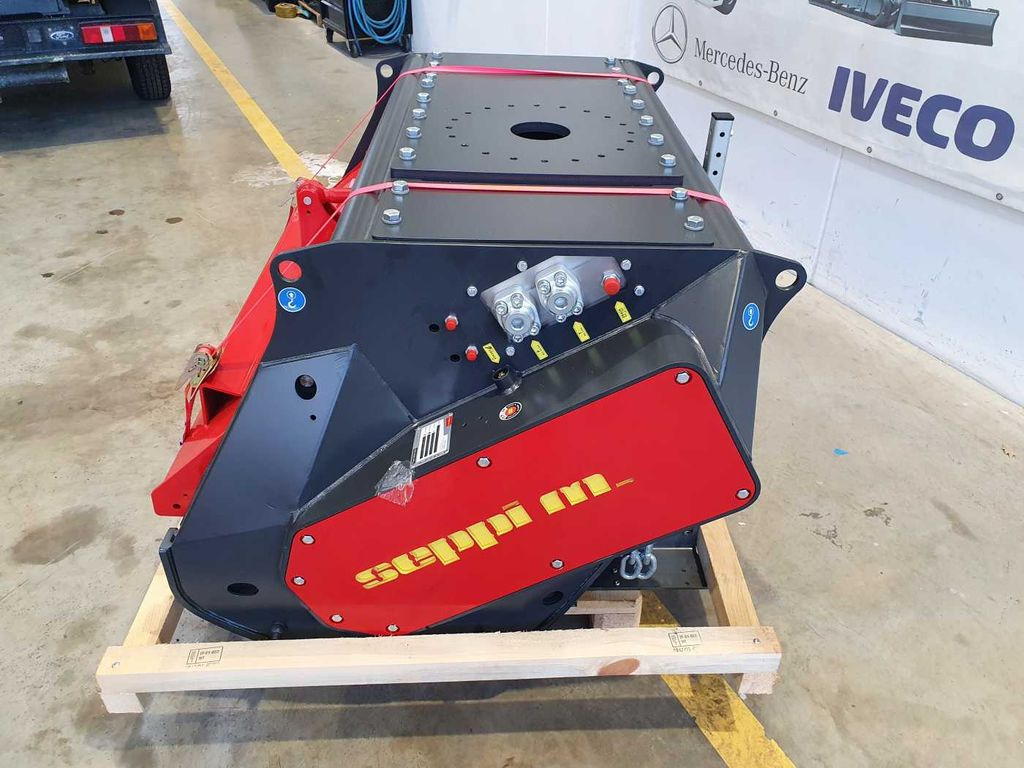 Seppi M. BMS 125 / 13-30t /Forstmulcher/lagernd! - Triturador florestal: foto 4 Seppi M. BMS 125 / 13-30t /Forstmulcher/lagernd! - Triturador florestal: foto 4