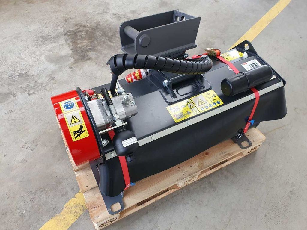 Seppi M. H3 085 / Schlegelmulcher 2-5to lagernd! Seppi M. H3 085 / Schlegelmulcher 2-5to lagernd! - Triturador florestal: foto 4 Seppi M. H3 085 / Schlegelmulcher 2-5to lagernd! Seppi M. H3 085 / Schlegelmulcher 2-5to lagernd! - Triturador florestal: foto 4