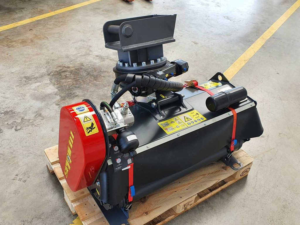 Seppi M. H3 105 /2-5to Mulcher Drehkranz lagernd Seppi M. H3 105 /2-5to Mulcher Drehkranz lagernd - Triturador florestal: foto 4 Seppi M. H3 105 /2-5to Mulcher Drehkranz lagernd Seppi M. H3 105 /2-5to Mulcher Drehkranz lagernd - Triturador florestal: foto 4