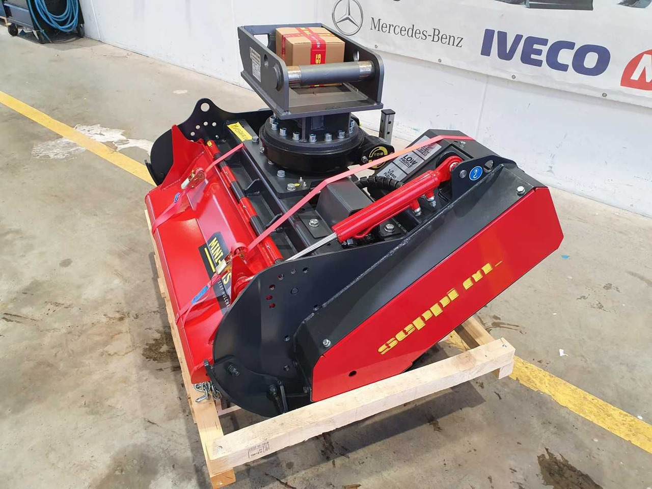 Seppi MINI-BMS 105 Forstmulcher Drehmotor MS08 - Triturador florestal: foto 3 Seppi MINI-BMS 105 Forstmulcher Drehmotor MS08 - Triturador florestal: foto 3