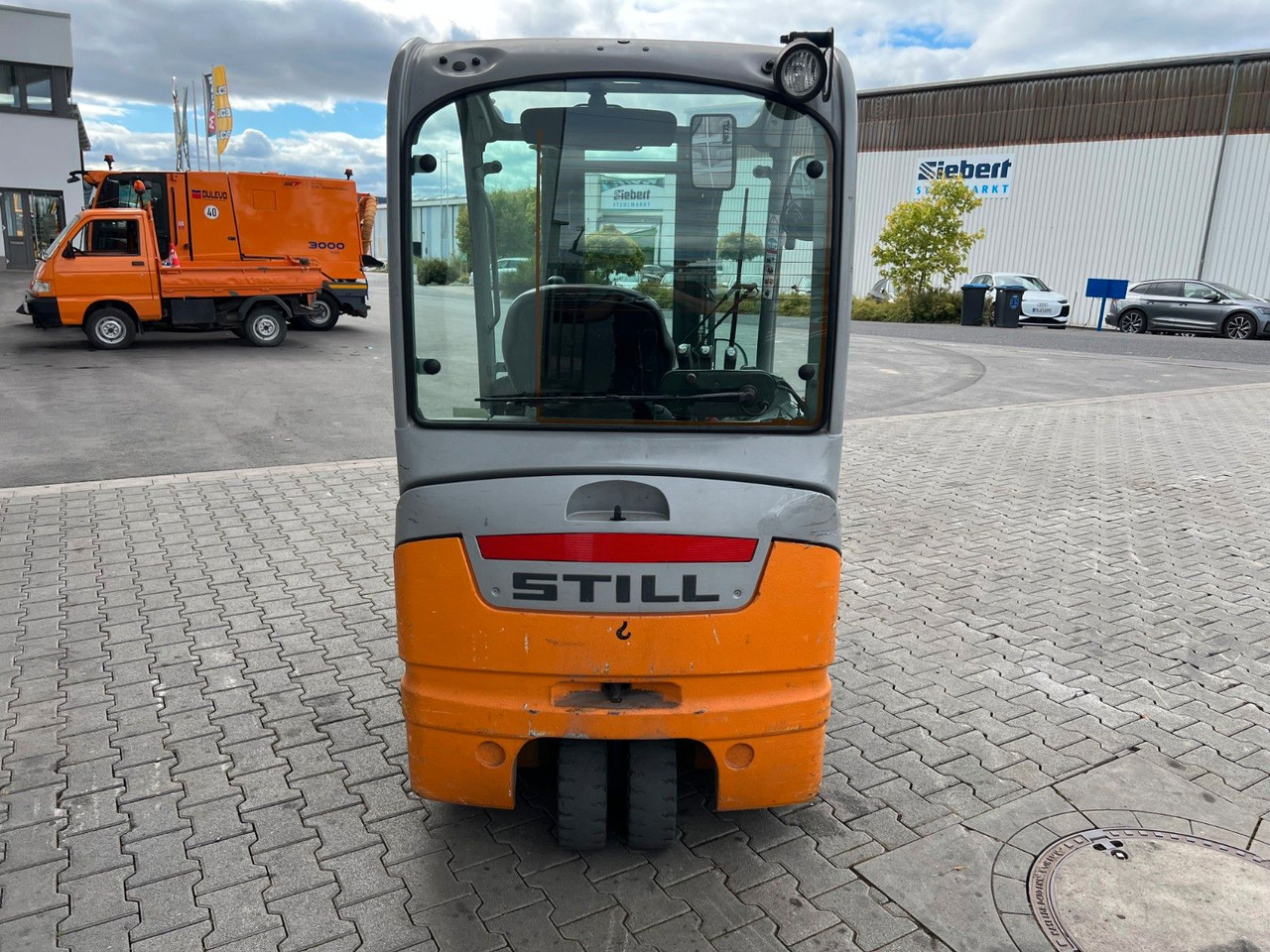 Still RX 20-14 / Triplex: 4,3m / 1.447h / SS / 03.2020 - Empilhadeira elétrica: foto 5 Still RX 20-14 / Triplex: 4,3m / 1.447h / SS / 03.2020 - Empilhadeira elétrica: foto 5