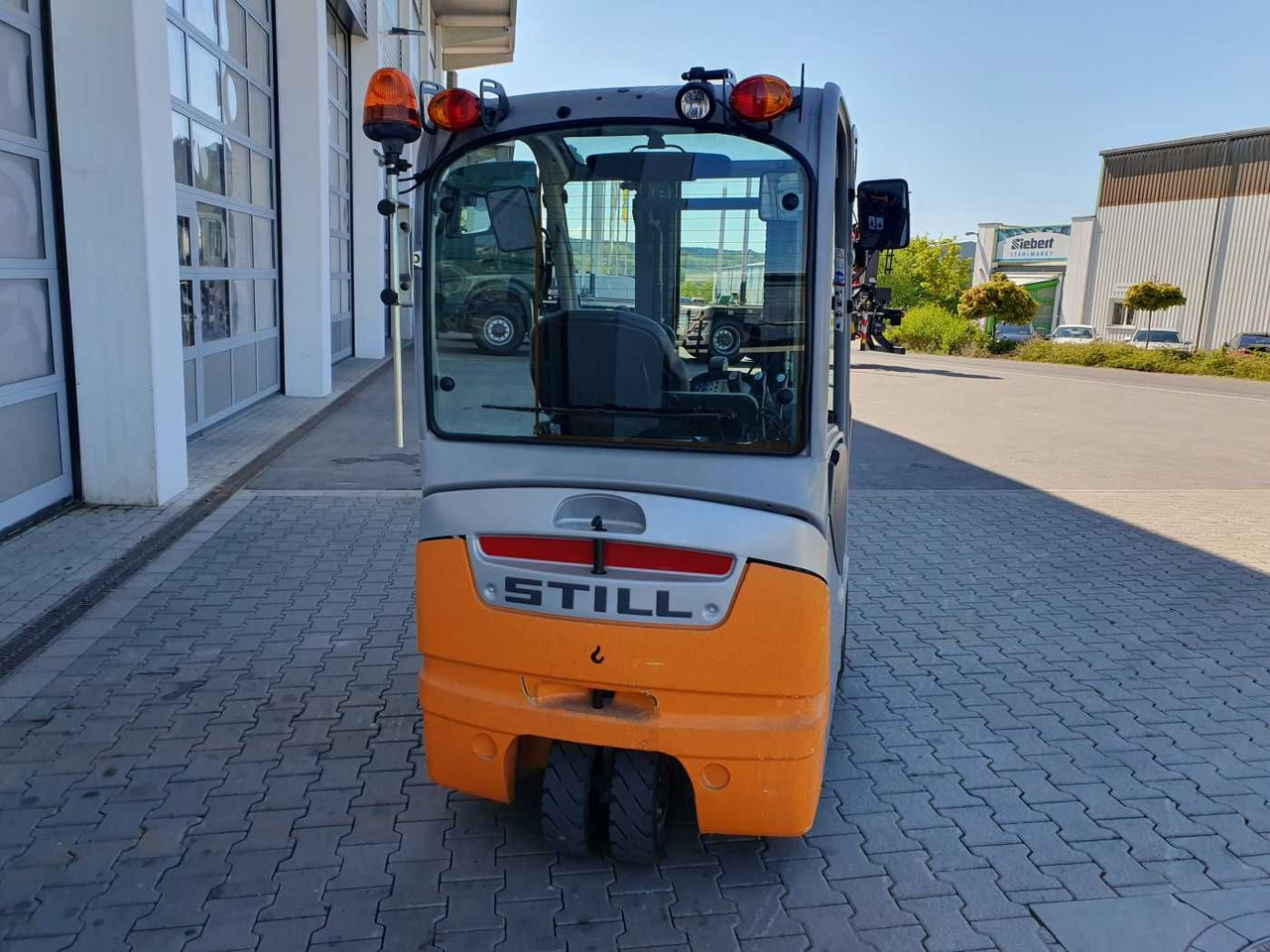 Still RX20-14 / 2023 / Triplex: 4.30m! / 100h! / SS - Empilhadeira elétrica: foto 4 Still RX20-14 / 2023 / Triplex: 4.30m! / 100h! / SS - Empilhadeira elétrica: foto 4