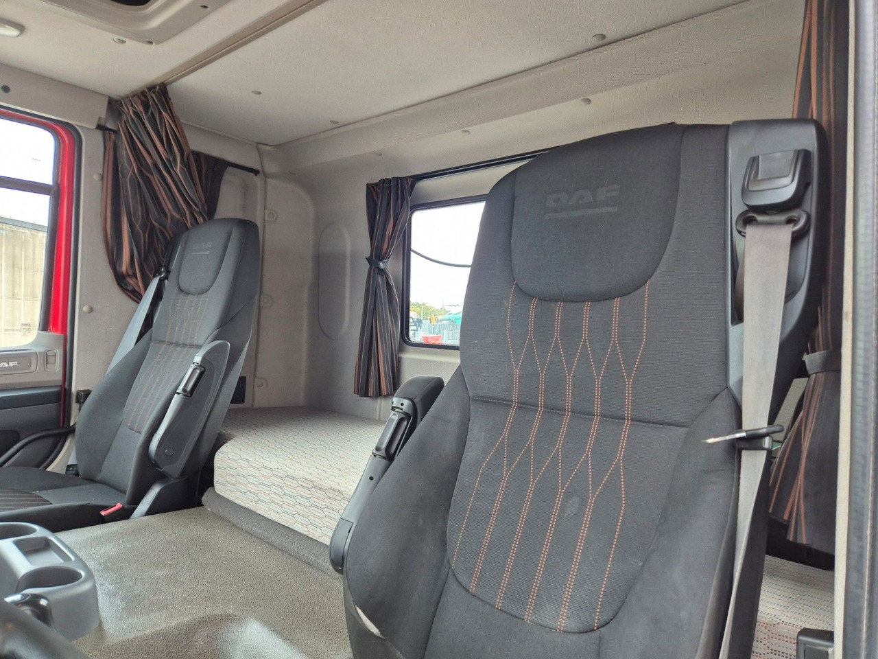 Tractor DAF CF 450 FT 4x2 Hydraulik Alu-Felgen Bett: foto 13