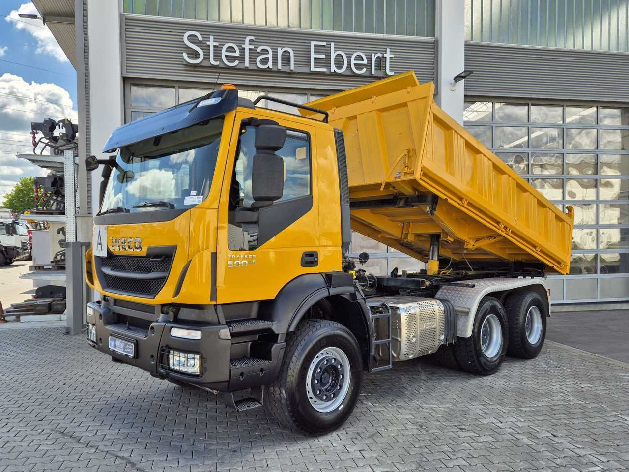 Iveco Trakker AD380T50 6x4 Kipper/SZM Wechselsystem - Tractor: foto 1 Iveco Trakker AD380T50 6x4 Kipper/SZM Wechselsystem - Tractor: foto 1