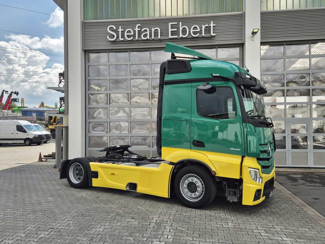 Mercedes-Benz Actros 1840 LSnRL Retarder Hubsattelplatte Xenon - Tractor: foto 4 Mercedes-Benz Actros 1840 LSnRL Retarder Hubsattelplatte Xenon - Tractor: foto 4