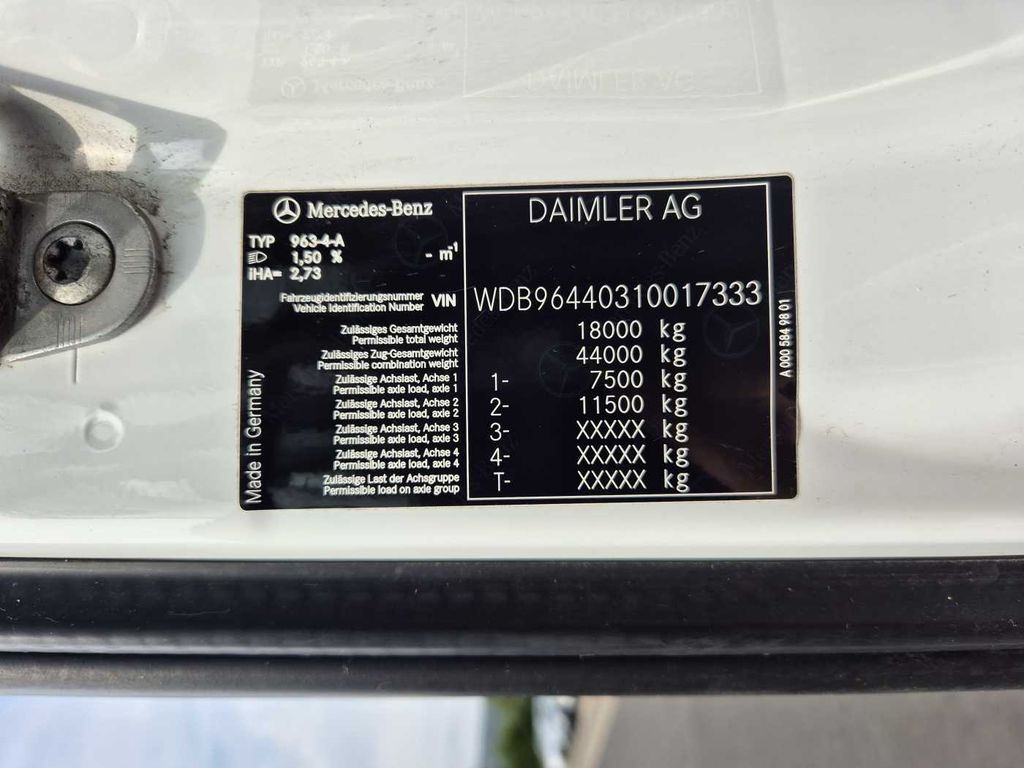 Tractor Mercedes-Benz Arocs 1845 LS 4x4 HAD Retarder Hydraulik Navi Mercedes-Benz Arocs 1845 LS 4x4 HAD Retarder Hydraulik Navi: foto 14