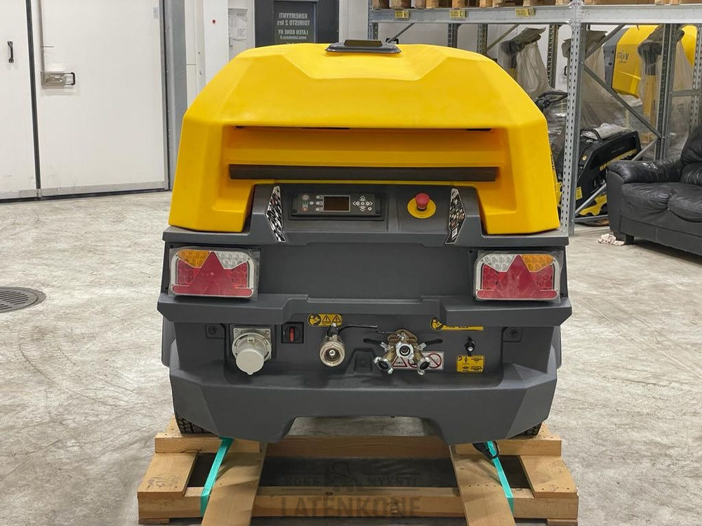 Atlas Copco E-Air H185 VSD Vaunukompressori - Compressor de ar: foto 5 Atlas Copco E-Air H185 VSD Vaunukompressori - Compressor de ar: foto 5