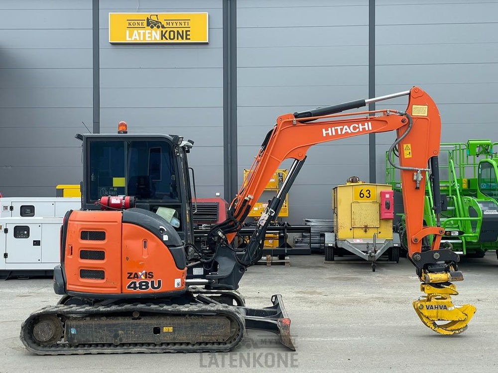 Hitachi ZX 48U-5A kaivinkone - Escavadora de rastos: foto 1 Hitachi ZX 48U-5A kaivinkone - Escavadora de rastos: foto 1