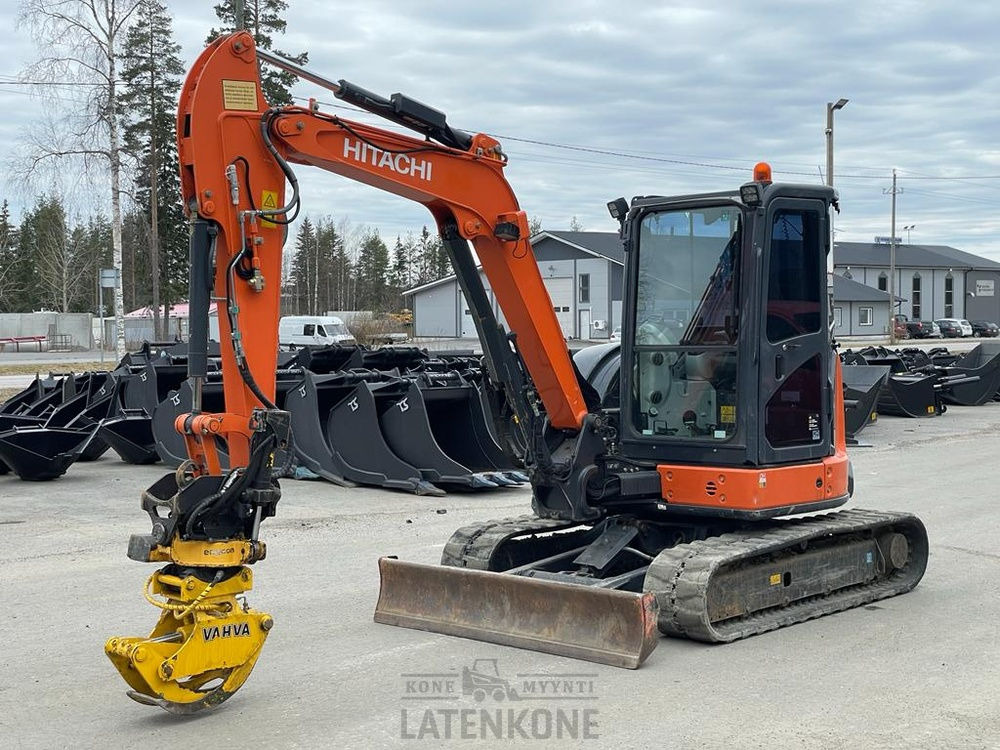 Hitachi ZX 48U-5A kaivinkone - Escavadora de rastos: foto 4 Hitachi ZX 48U-5A kaivinkone - Escavadora de rastos: foto 4