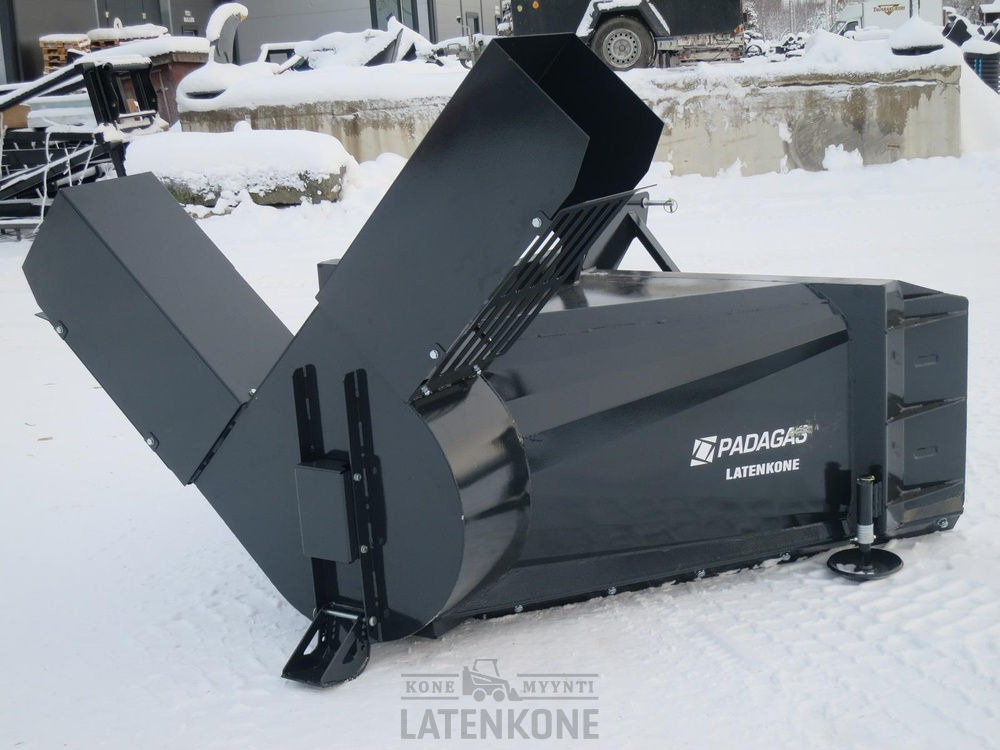 Padagas Traktorin Lumilinko SBV-2250 - Removedor de neve: foto 5 Padagas Traktorin Lumilinko SBV-2250 - Removedor de neve: foto 5