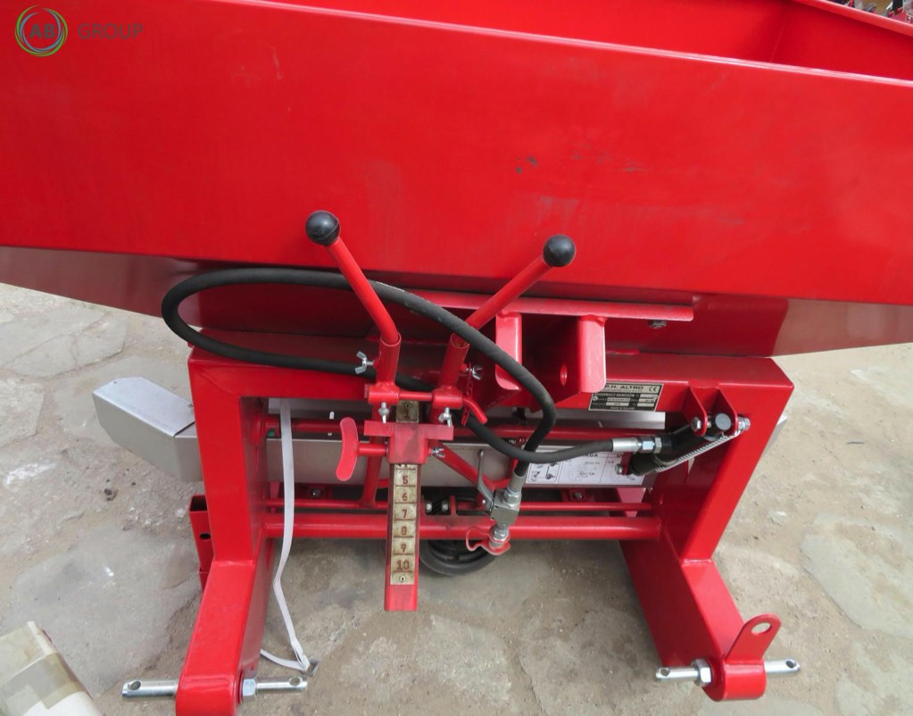 Altro fertilizer spreader RN-600 - Distribuidor de fertilizantes: foto 2 Altro fertilizer spreader RN-600 - Distribuidor de fertilizantes: foto 2