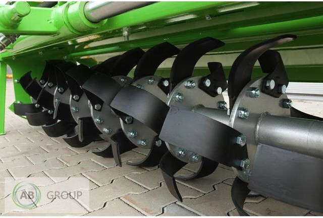 Bomet glebogryzarka z przesuwem hydraulicznym Virgo U540 - Fresa agrícola: foto 2 Bomet glebogryzarka z przesuwem hydraulicznym Virgo U540 - Fresa agrícola: foto 2