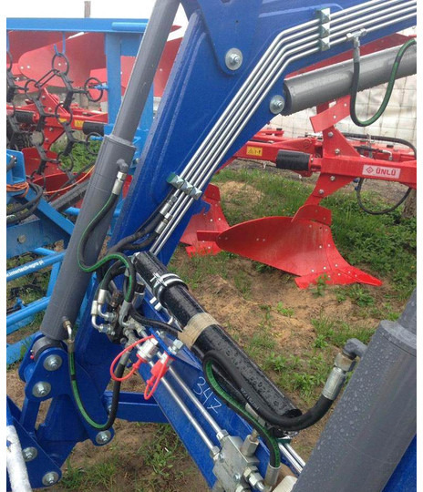 Inter-Tech Ładowacz czołowy IT1600/L - Carregador frontal para o trator: foto 4 Inter-Tech Ładowacz czołowy IT1600/L - Carregador frontal para o trator: foto 4