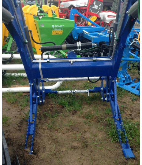 Carregador frontal para o trator Inter-Tech Ładowacz czołowy IT1600/L: foto 10