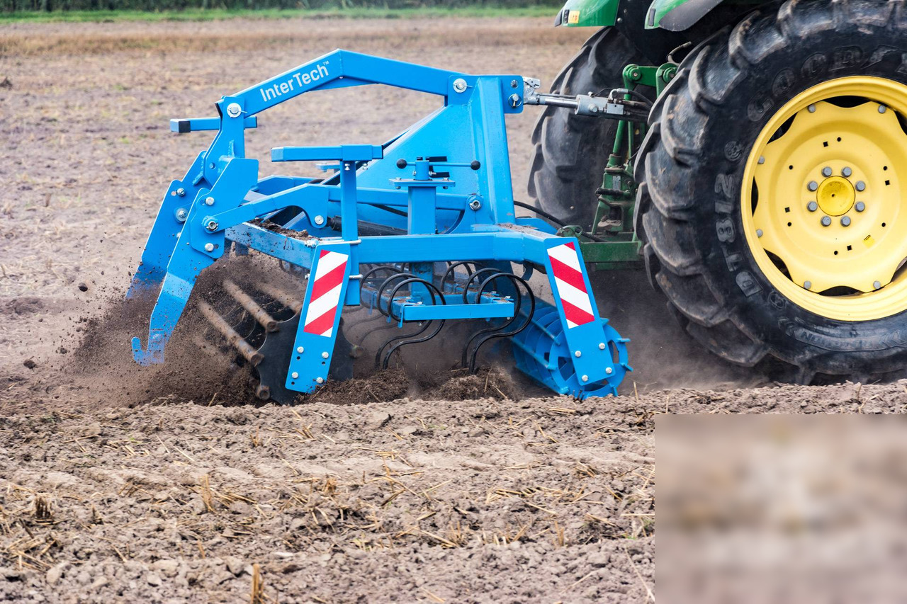Inter-Tech cultivating and sowing unit 2.7m BAU01 - Cultivador: foto 1 Inter-Tech cultivating and sowing unit 2.7m BAU01 - Cultivador: foto 1