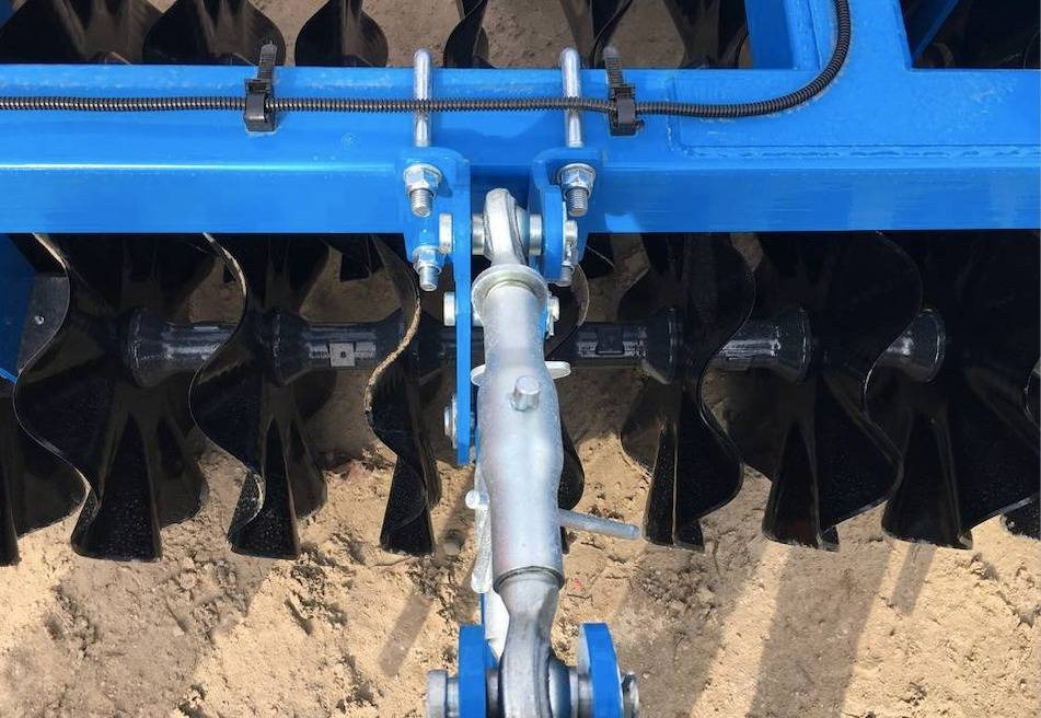 Inter-Tech front disc cultivator 2.5 m with flat bar drag BAP01 - ON STOCK - Grades de discos: foto 4 Inter-Tech front disc cultivator 2.5 m with flat bar drag BAP01 - ON STOCK - Grades de discos: foto 4