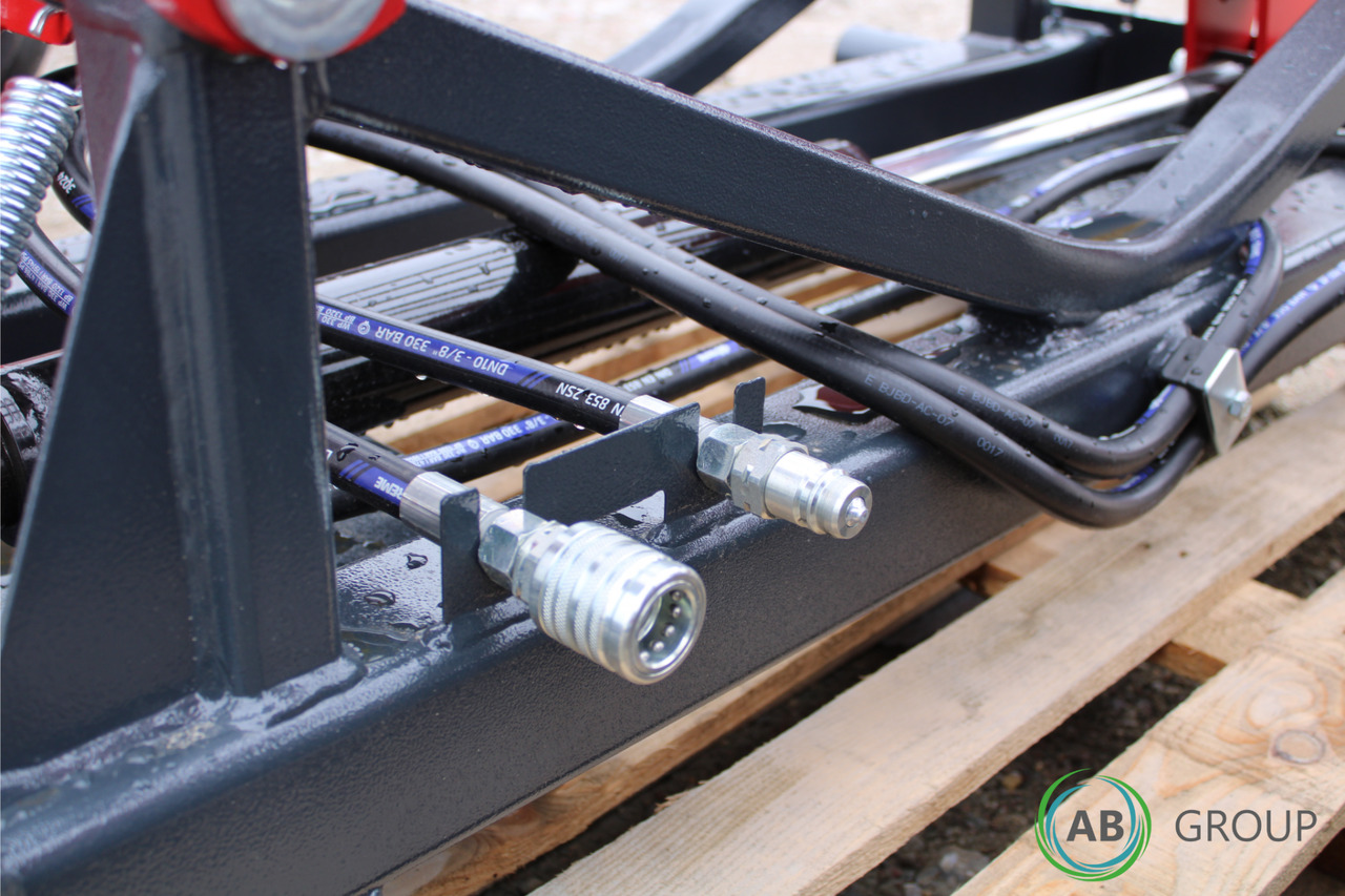 M-Tech round bale grab 120cm - Grampo por Máquina agrícola: foto 3 M-Tech round bale grab 120cm - Grampo por Máquina agrícola: foto 3