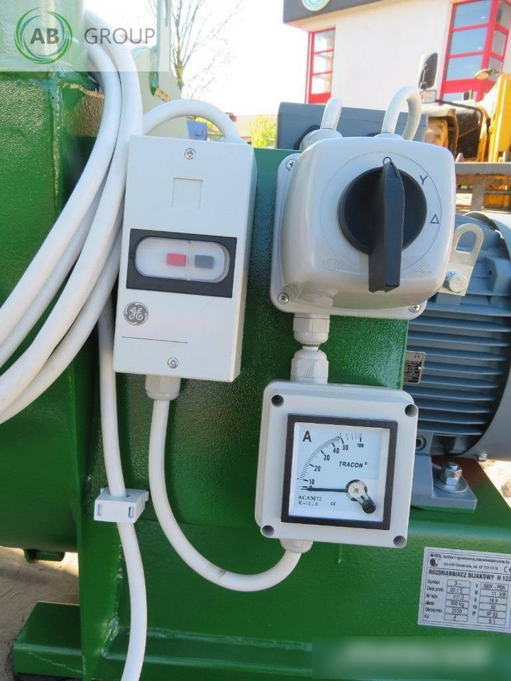 M-rol sucker-blower hammer H122 (11kW) - Equipamento de gado: foto 2 M-rol sucker-blower hammer H122 (11kW) - Equipamento de gado: foto 2