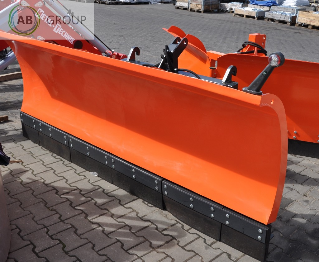 Metal-Technik snow plow 3.0 m category II - Lâmina limpa-neves por Máquina agrícola: foto 4 Metal-Technik snow plow 3.0 m category II - Lâmina limpa-neves por Máquina agrícola: foto 4
