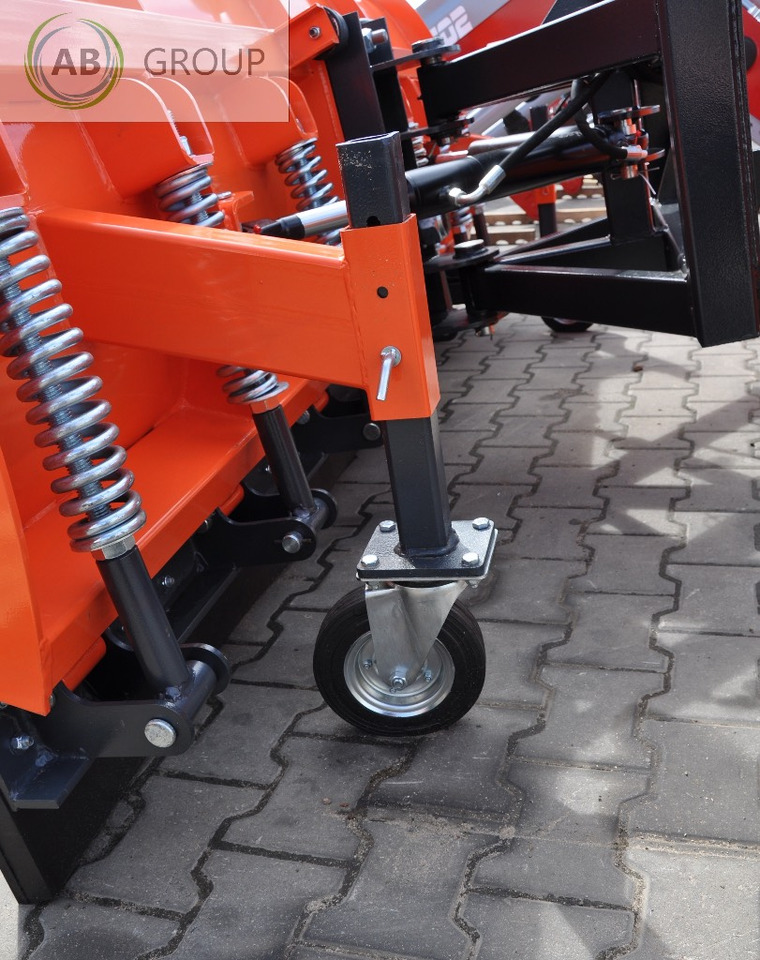 Metal-Technik snow plow 3.0 m category II - Lâmina limpa-neves por Máquina agrícola: foto 2 Metal-Technik snow plow 3.0 m category II - Lâmina limpa-neves por Máquina agrícola: foto 2