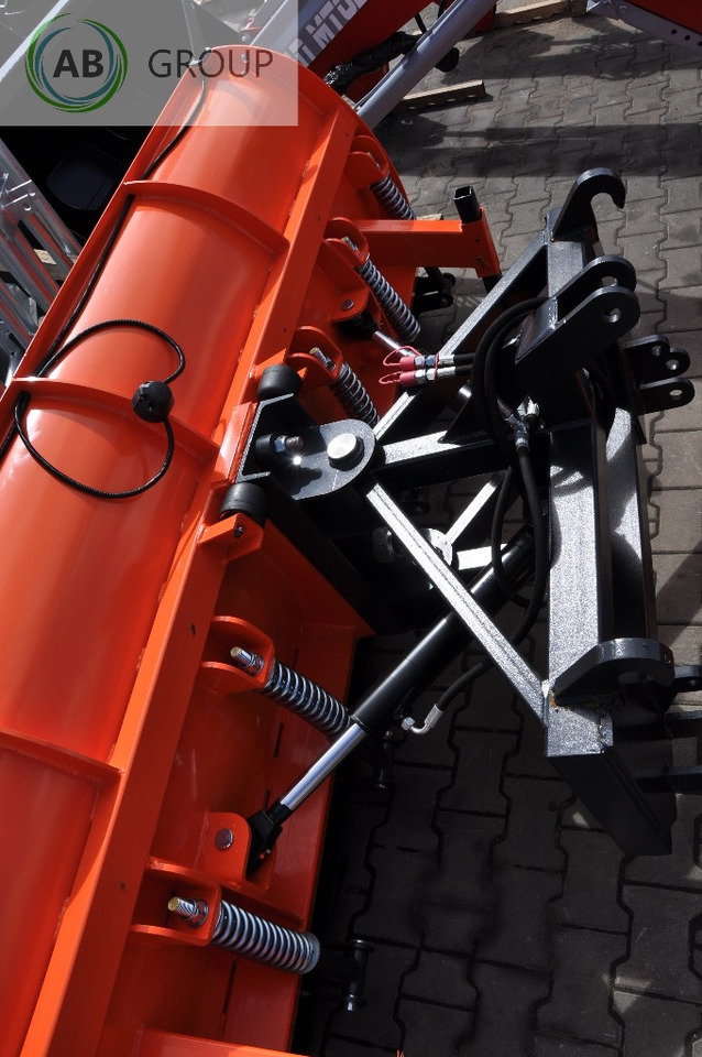 Metal-Technik snow plow 3.0 m category II - Lâmina limpa-neves por Máquina agrícola: foto 3 Metal-Technik snow plow 3.0 m category II - Lâmina limpa-neves por Máquina agrícola: foto 3