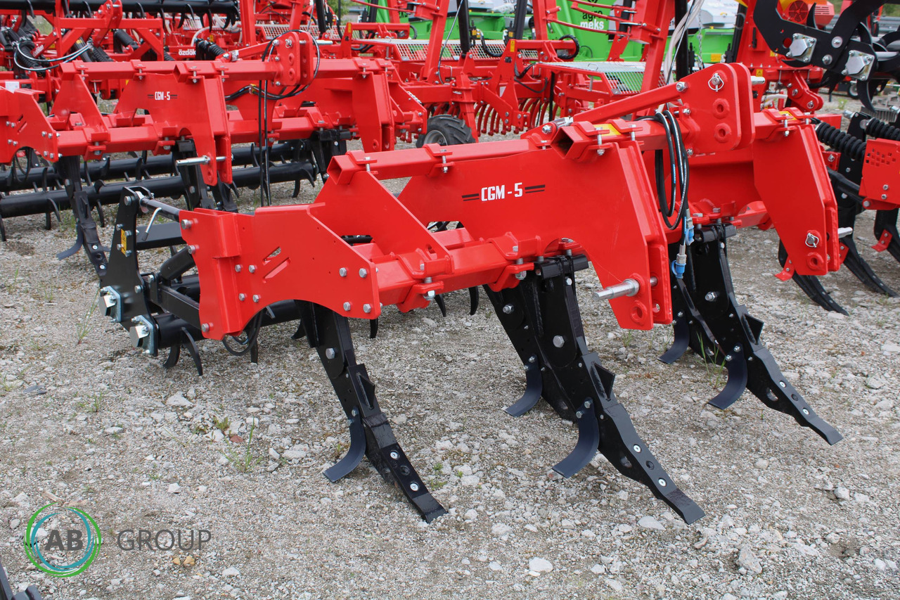 Ozdoken CGM-5 chisel plow - Subsolador: foto 1 Ozdoken CGM-5 chisel plow - Subsolador: foto 1