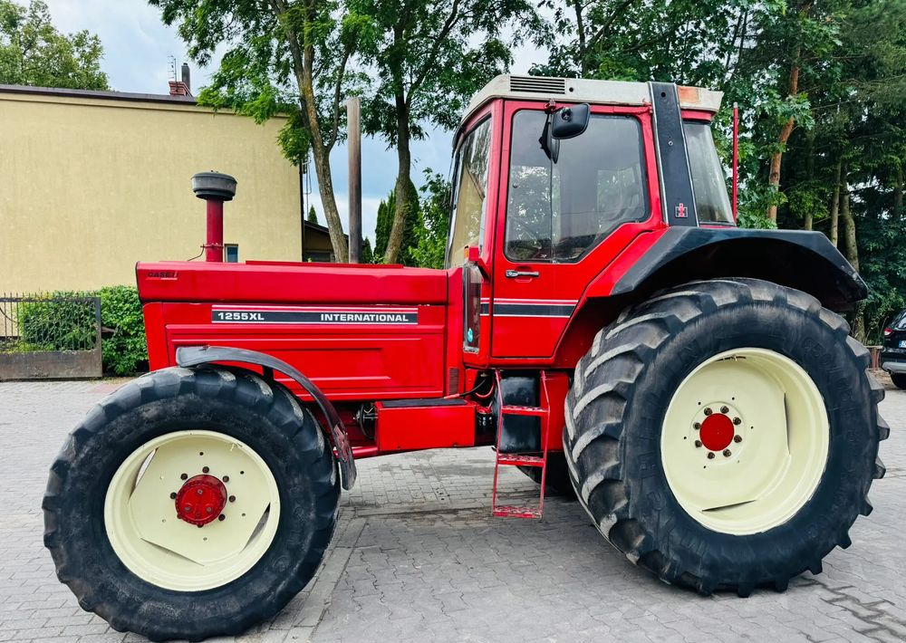Trator Case IH 1255 XL: foto 9