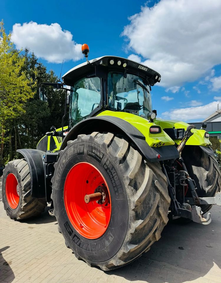 Trator Claas Axion 950 CMATIC: foto 10