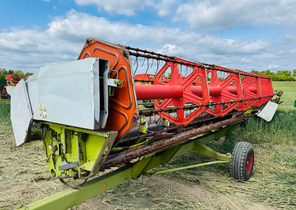 Ceifeira debulhadora Claas MEGA 218: foto 8