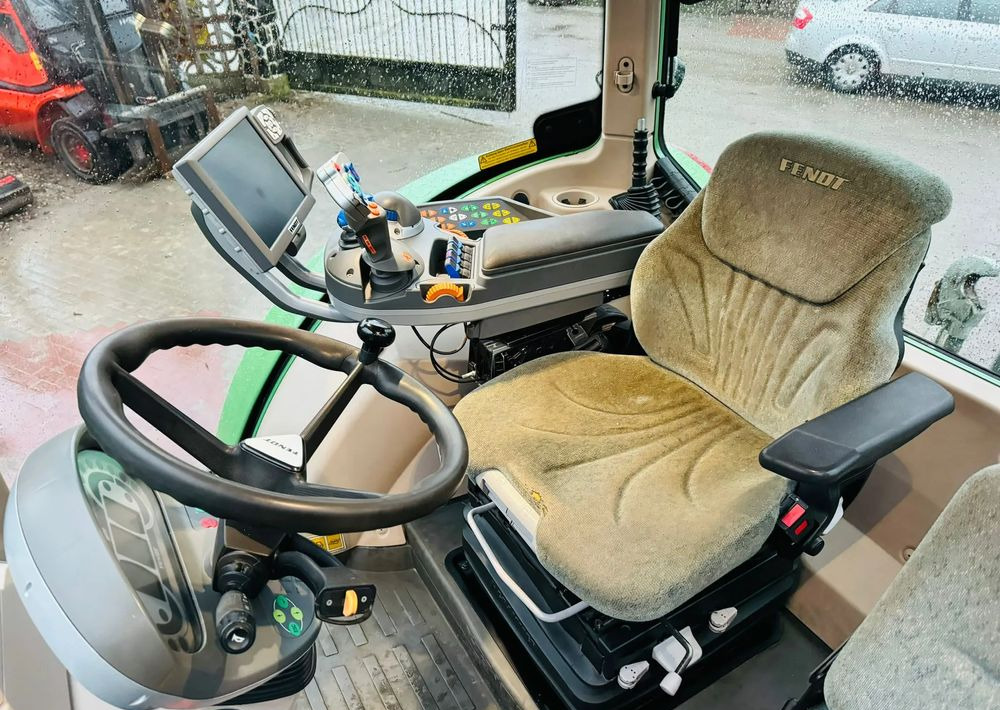 Trator Fendt 724: foto 19
