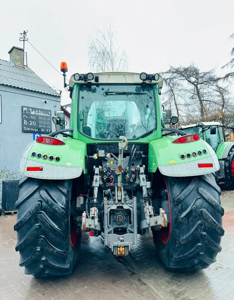 Trator Fendt 724: foto 15
