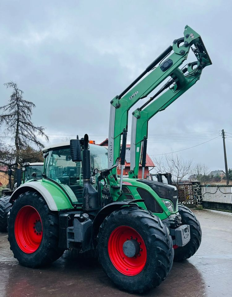 Trator Fendt 724: foto 6