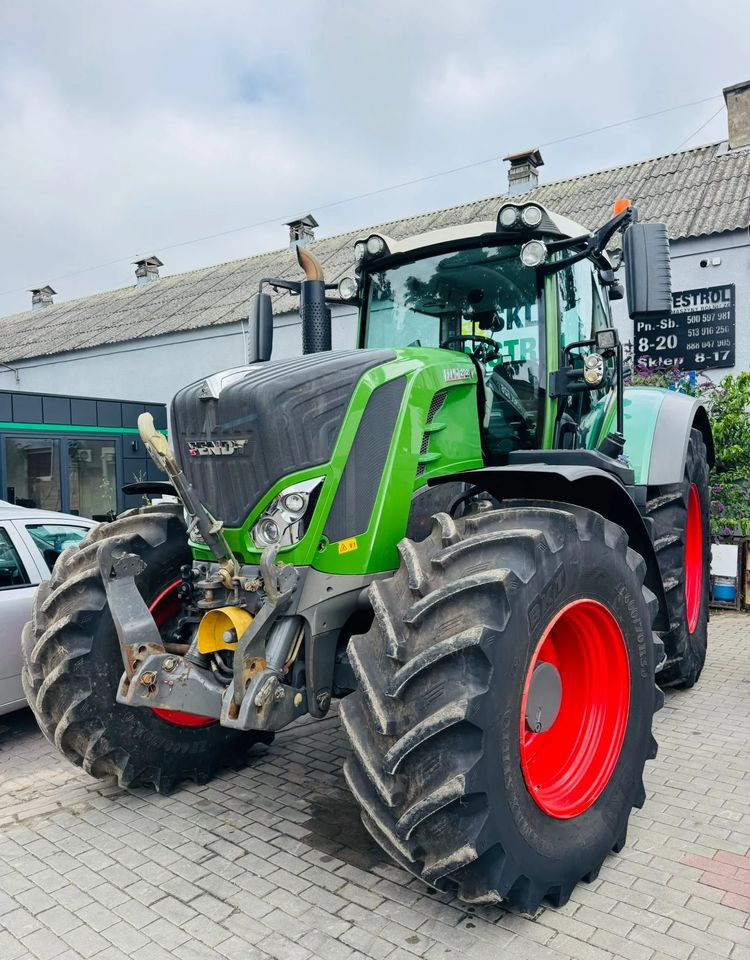 Fendt 828 Vario Profi Plus - Trator: foto 3 Fendt 828 Vario Profi Plus - Trator: foto 3