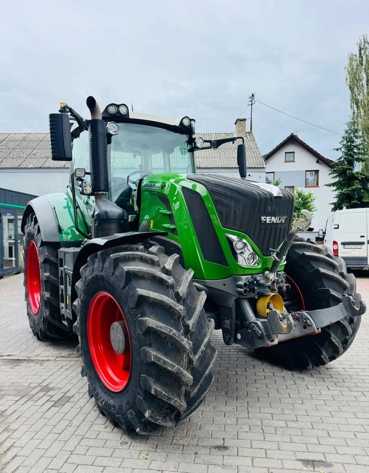Fendt 828 Vario Profi Plus - Trator: foto 4 Fendt 828 Vario Profi Plus - Trator: foto 4
