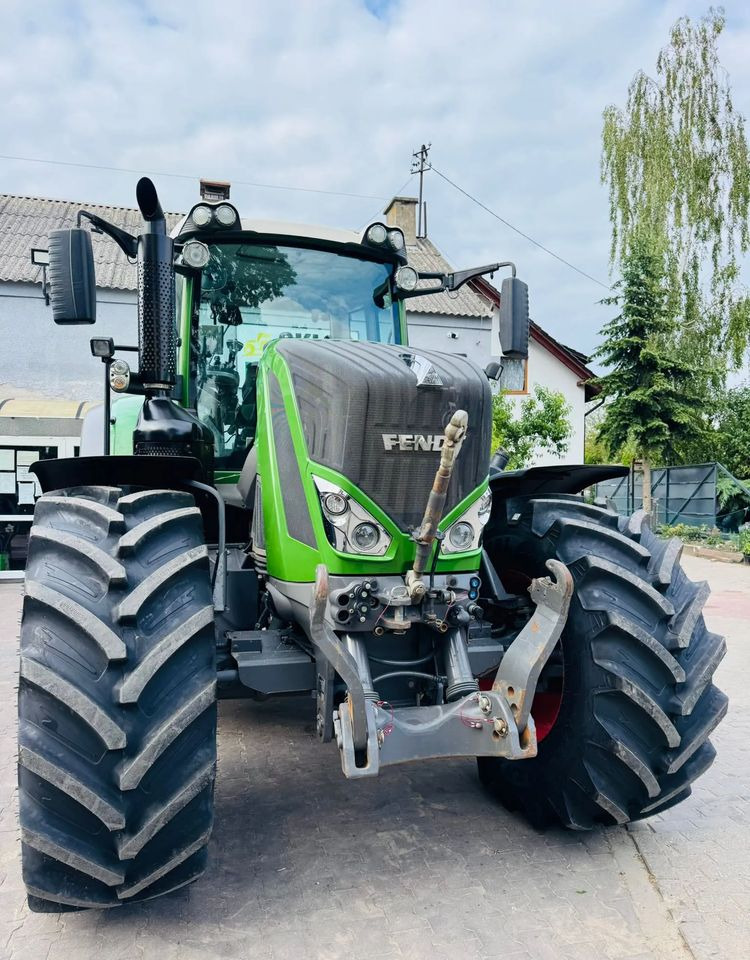 Fendt 828 Vario profi PLUS - Trator: foto 4 Fendt 828 Vario profi PLUS - Trator: foto 4