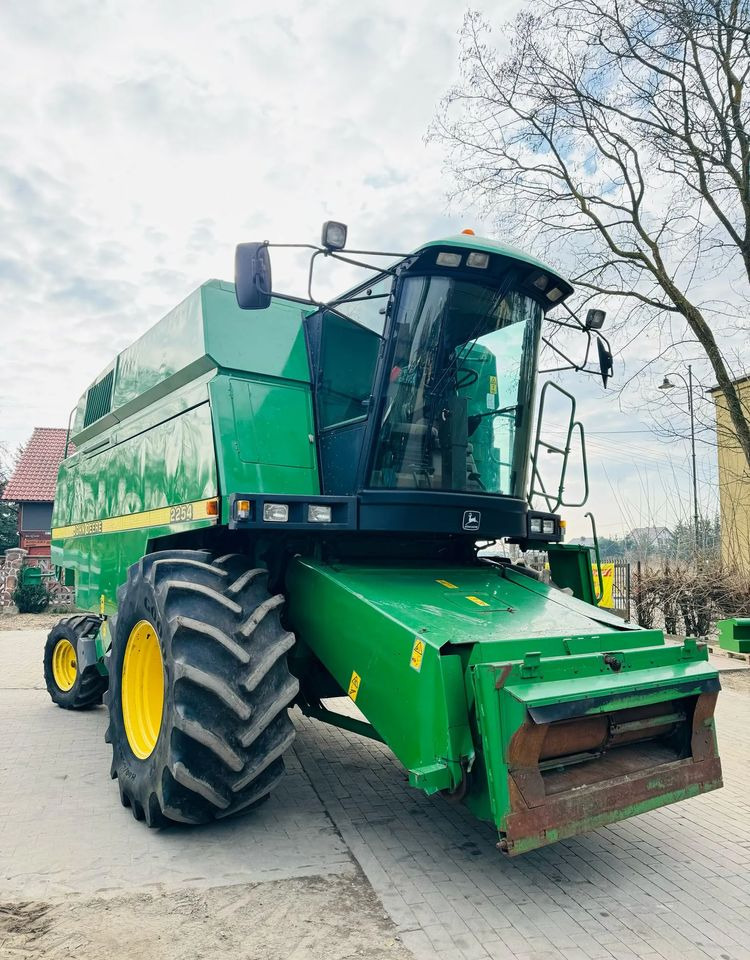 John Deere 2254 - Ceifeira debulhadora: foto 5 John Deere 2254 - Ceifeira debulhadora: foto 5