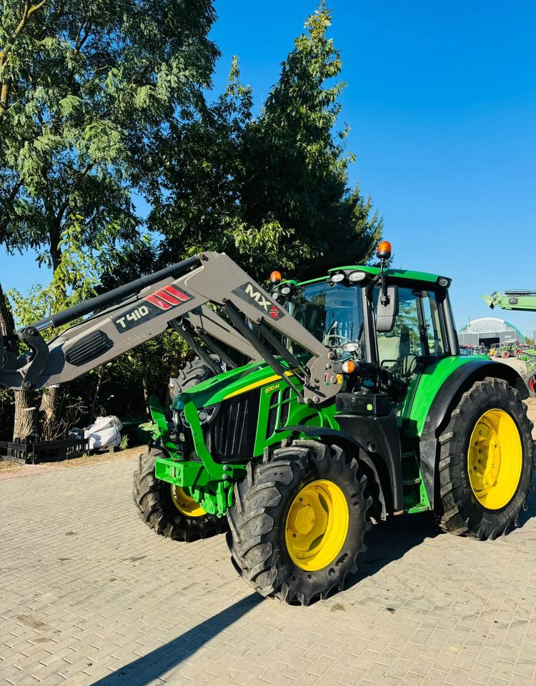 John Deere 6110M - Trator: foto 1 John Deere 6110M - Trator: foto 1