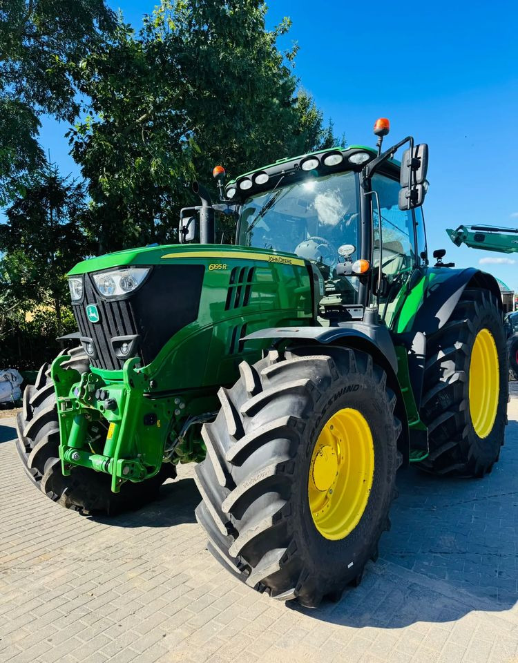 John Deere 6195R - Trator: foto 1 John Deere 6195R - Trator: foto 1