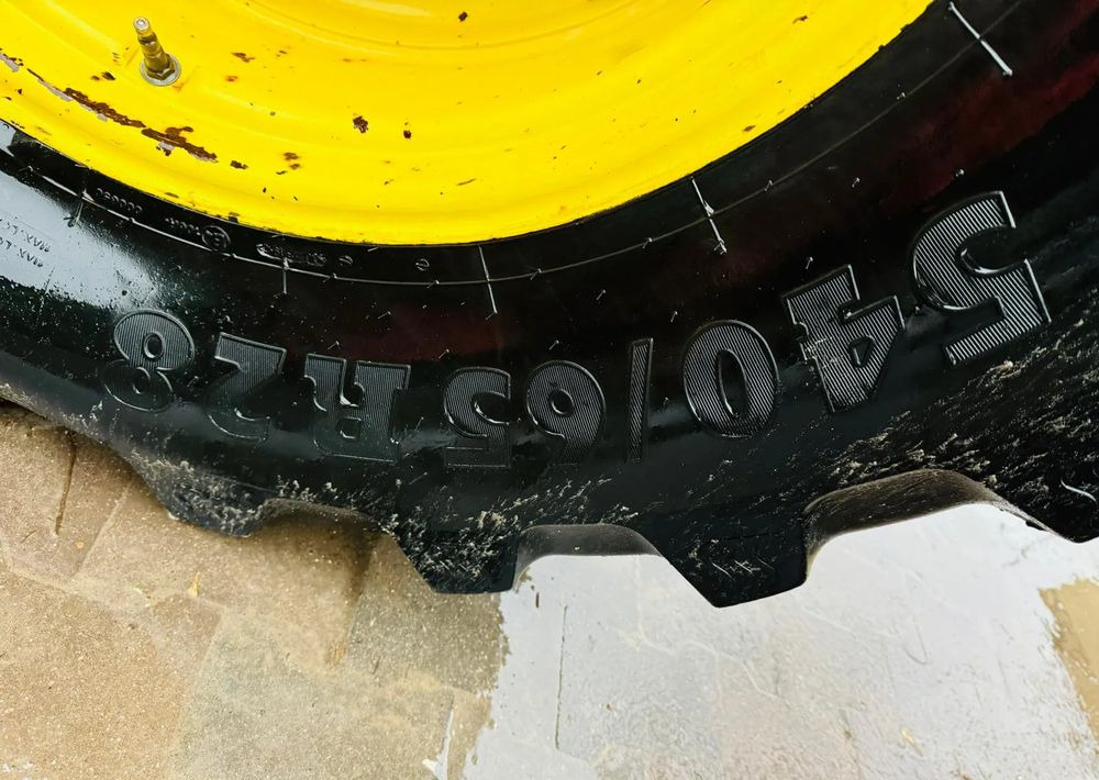 John Deere 6830 PREMIUM - Trator: foto 3 John Deere 6830 PREMIUM - Trator: foto 3