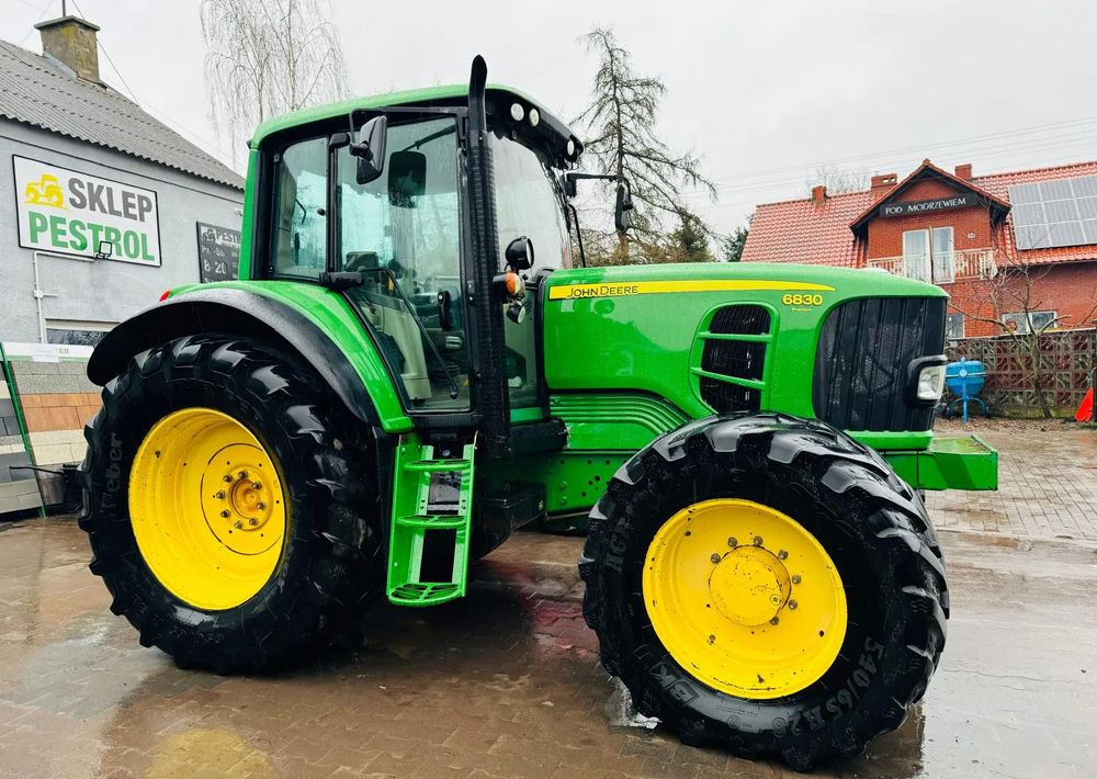 John Deere 6830 PREMIUM - Trator: foto 2 John Deere 6830 PREMIUM - Trator: foto 2