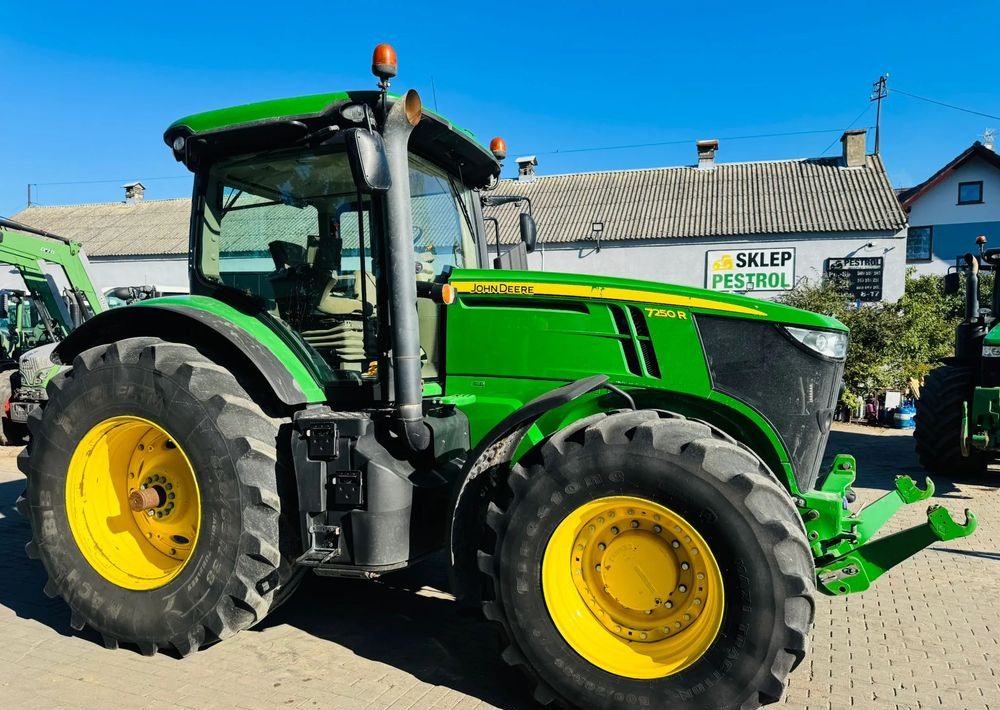 John Deere 7250R - Trator: foto 3 John Deere 7250R - Trator: foto 3