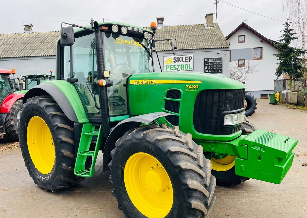 John Deere 7430 - Trator: foto 2 John Deere 7430 - Trator: foto 2