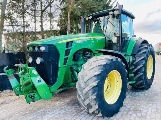 John Deere 8130 - Trator: foto 2 John Deere 8130 - Trator: foto 2
