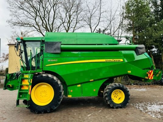 John Deere W440 - Ceifeira debulhadora: foto 5 John Deere W440 - Ceifeira debulhadora: foto 5