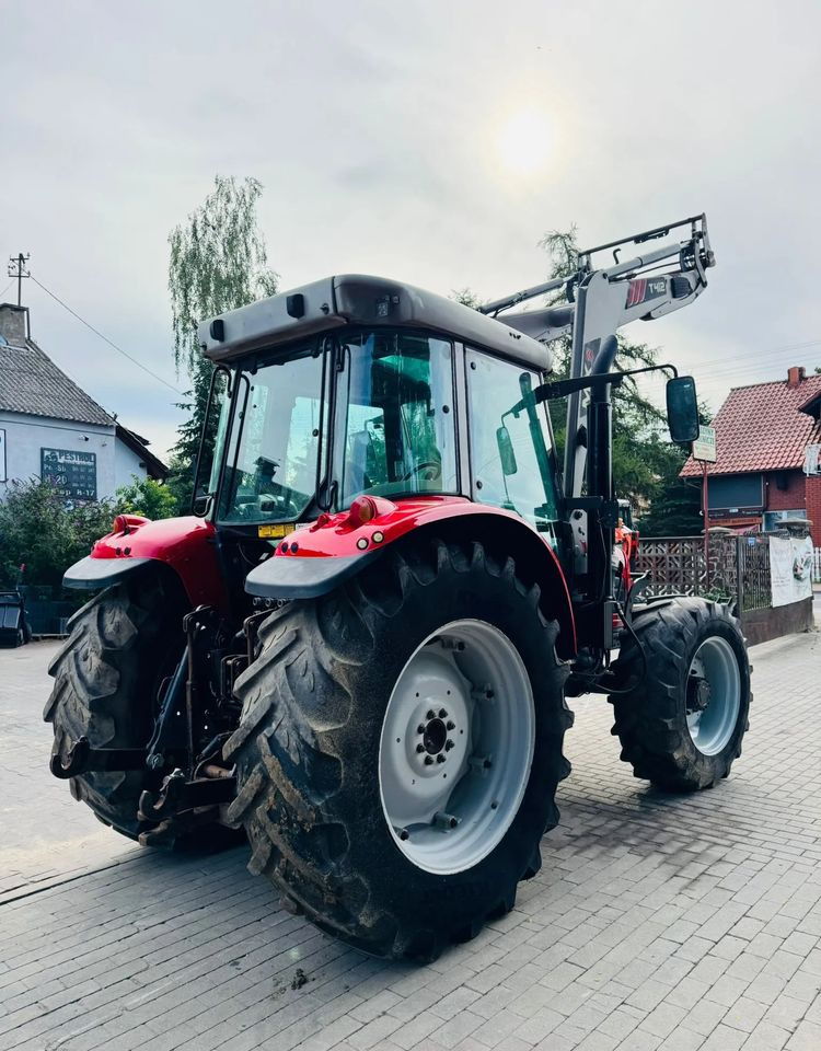 Massey Ferguson 5460 - Trator: foto 5 Massey Ferguson 5460 - Trator: foto 5