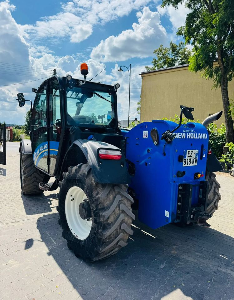 New Holland L7.42 - Empilhador telescópico: foto 2 New Holland L7.42 - Empilhador telescópico: foto 2