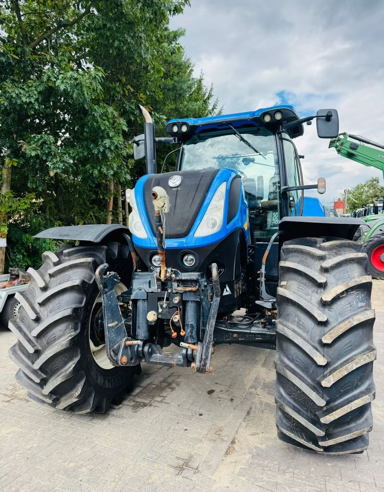 New Holland T7.230 - Trator: foto 5 New Holland T7.230 - Trator: foto 5