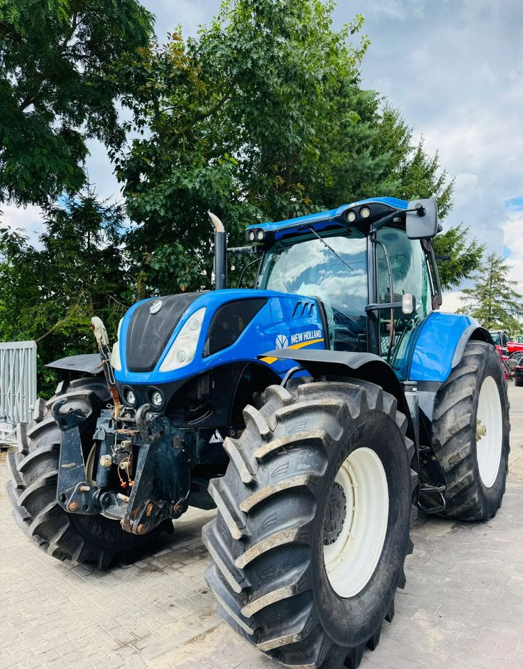 New Holland T7.230 - Trator: foto 1 New Holland T7.230 - Trator: foto 1