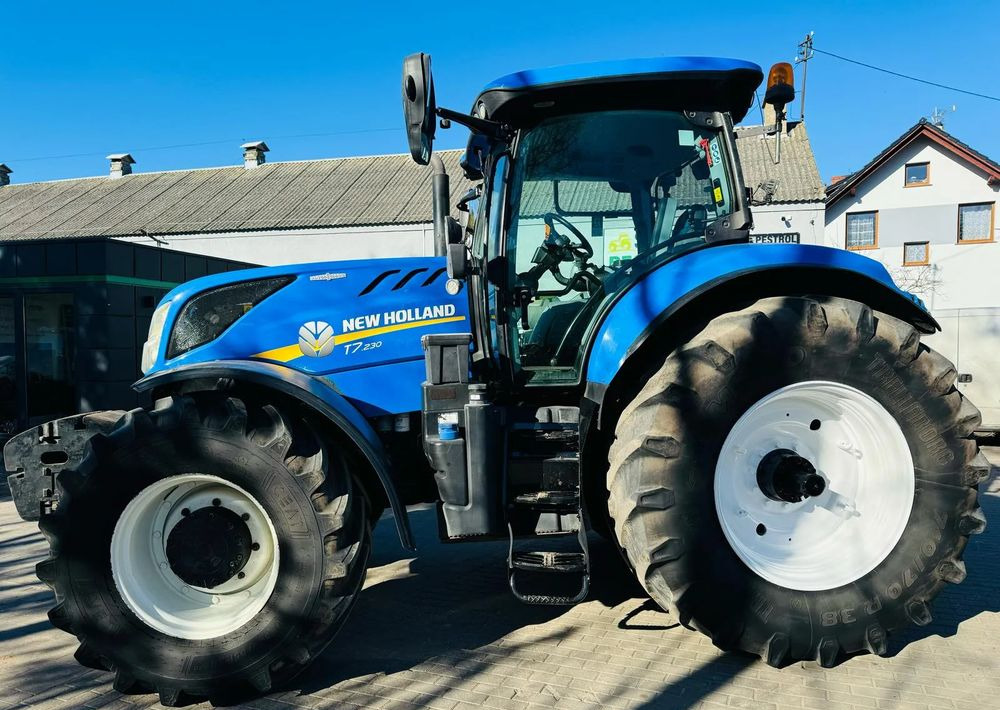 New Holland T7.230 - Trator: foto 1 New Holland T7.230 - Trator: foto 1