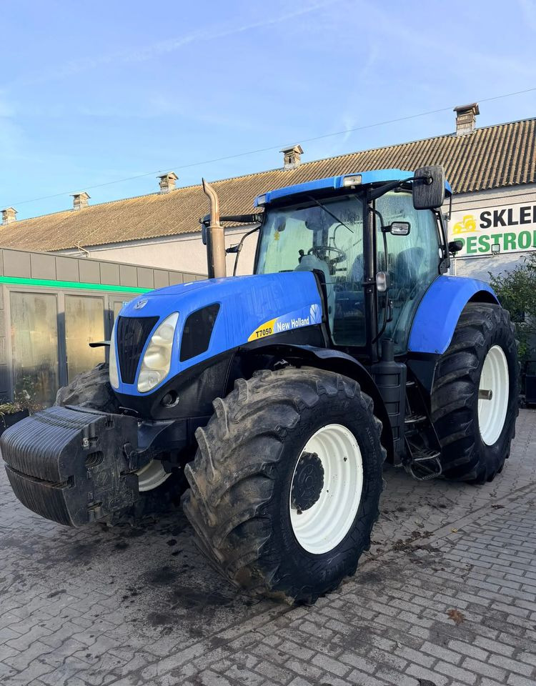 New Holland T7050 - Trator: foto 2 New Holland T7050 - Trator: foto 2